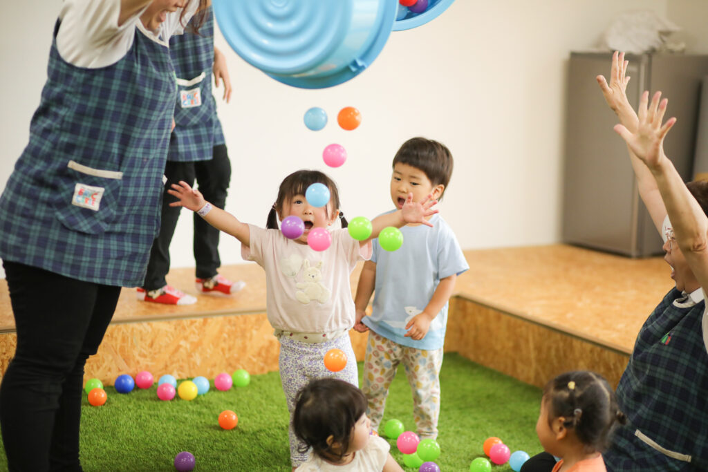 企業主導型保育園「びすけっと」の4つの魅力